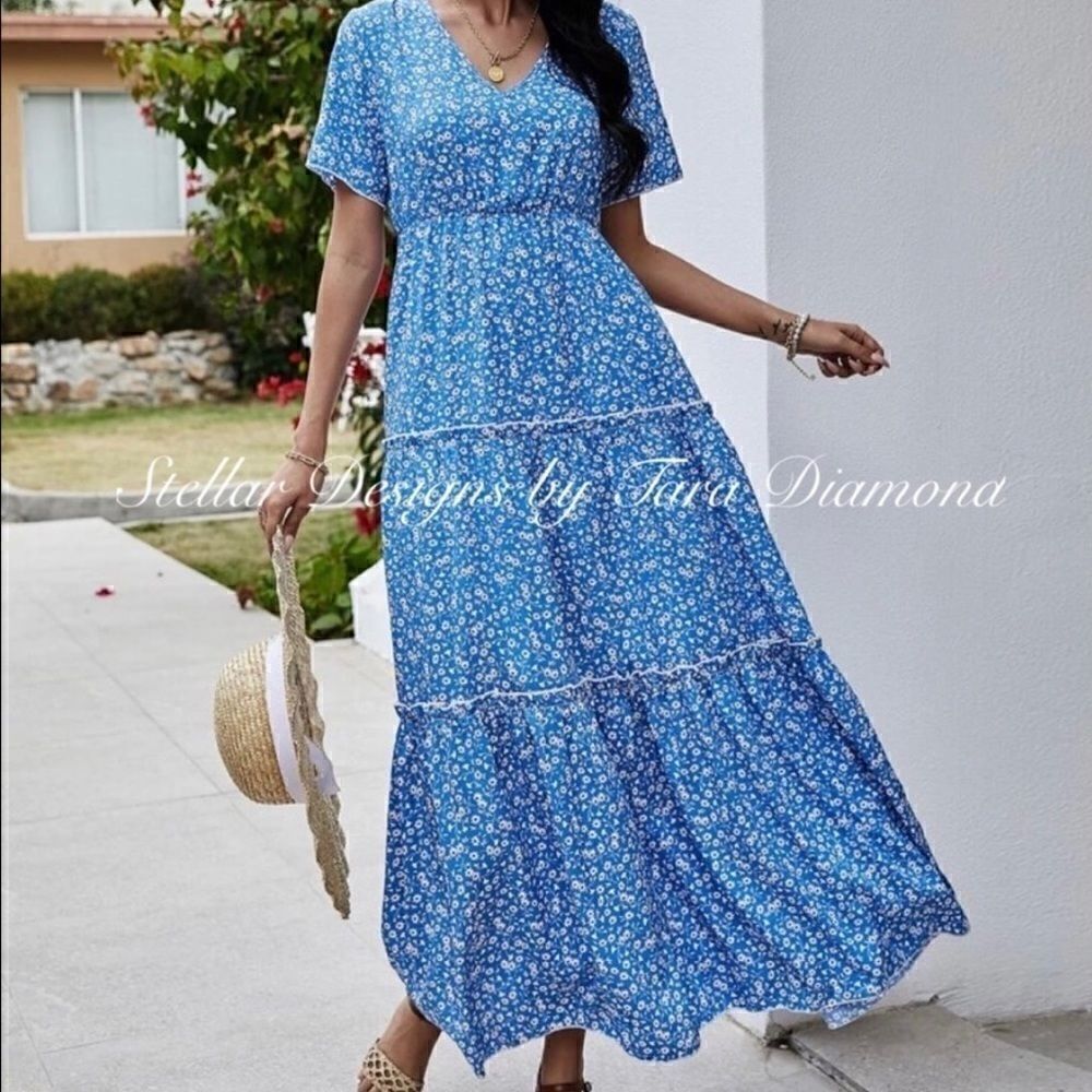 Boho Tiered Vintage Floral Maxi Dress - Picture 3 of 3